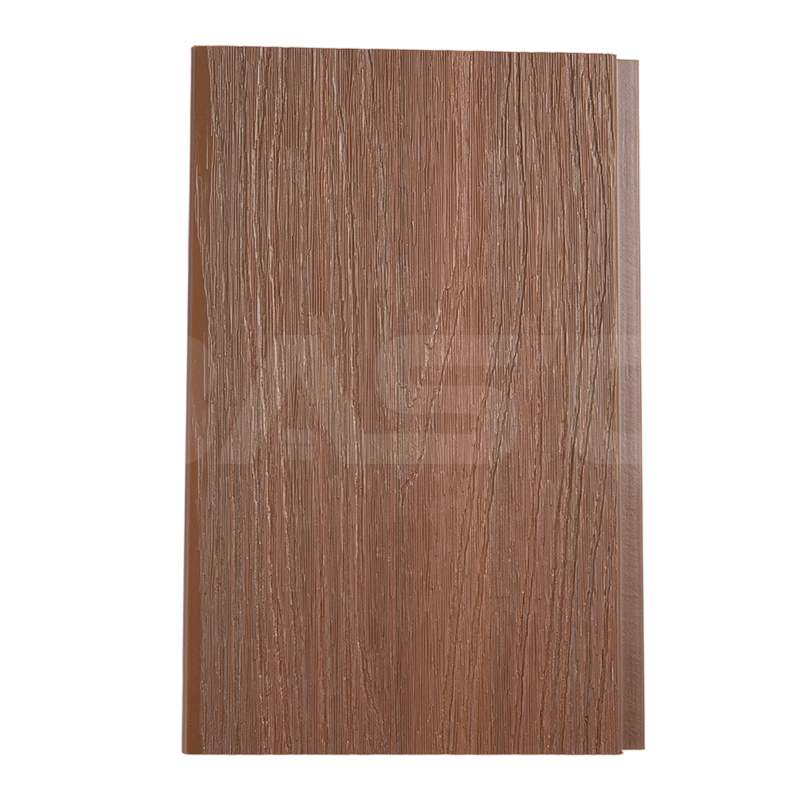 Hvordan hoteller og feriesteder bruker komposittdekke for å kutte vedlikeholdskostnader